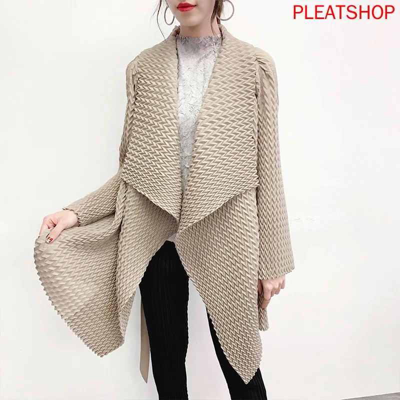 

Miyake Pleated Industrial Coat 2020 Spring And Summer New clothes Handmade Pleated Trench Coat Fold-down Collar Elegant Women's
