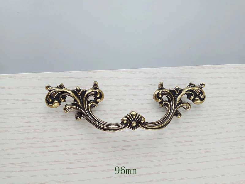 Antique Bronze Classic Furniture Hardware Handle Kitchen Cabinets Sliding Door Drawer Wardrobe Cupboard Dresser Handle Pull Knob