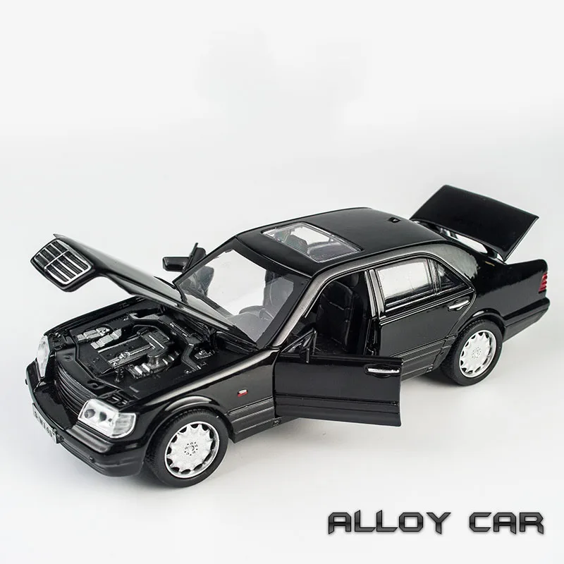 

KIDAMI 1:32 Alloy Model Car AMG W140 Sound Light Pull-back Toy Car Model Metal Diecast Vehicle Toys for Children Boy Gifts