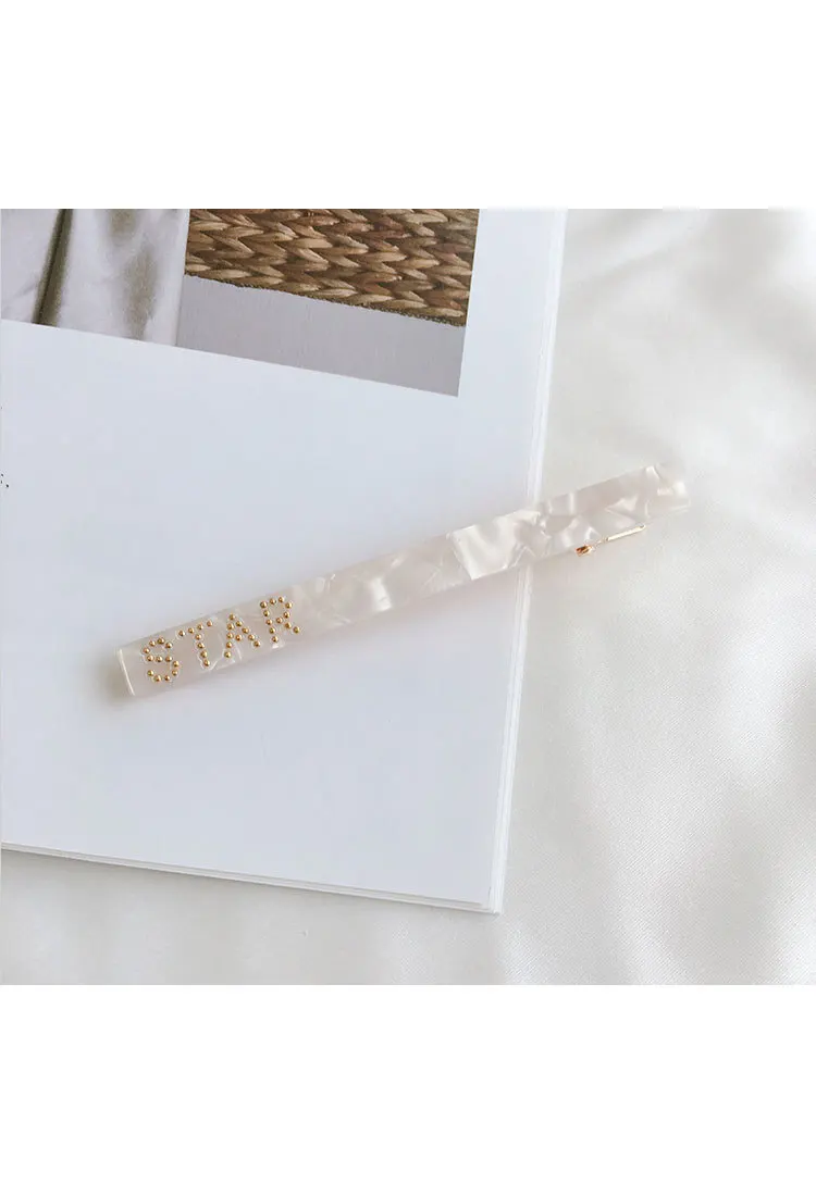 11102148647_1639800123