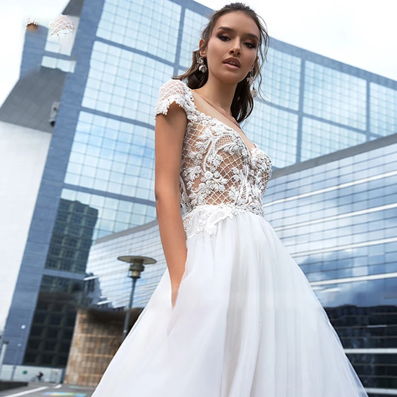 Appliques Cap Sleeve Wedding Dress Delicate Ruched Tulle A-Line Princess Bride Gown