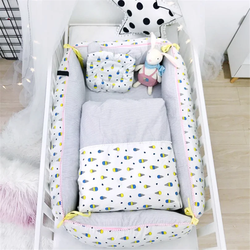 Новорожденный ребенок Постельное белье 3 шт./компл. детские кроватки детские одеяла для новорожденных, детская подушка, из хлопка, с героями мультфильмов, костюм для малышей на перила кроватки
