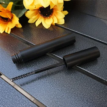 

1/2/5PCS 3.5-4ML Empty Lip Gloss Tube black Lipgloss Mascara Tube, Eyelash Tube Lip Gloss Bottle Packaging Lipgloss Container