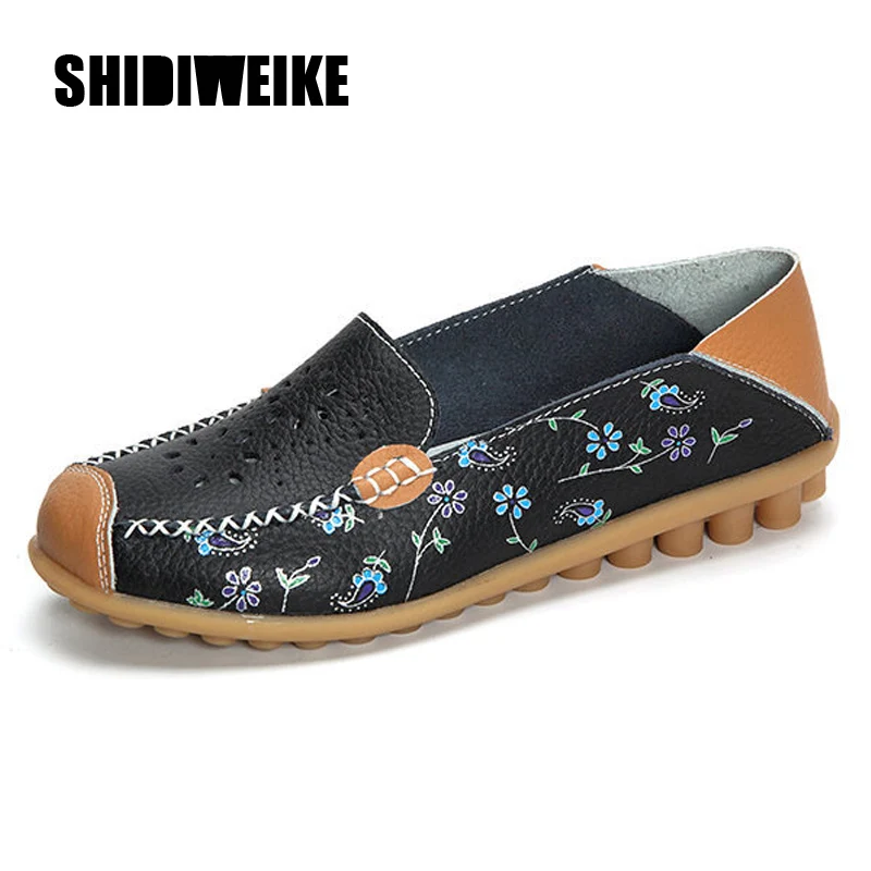 

Size 35-43 Soft Leather Women Casual Summer Breathable Flat Shoes 2020 Spring And Autumn Mother Shoes Flowers Cut out R173