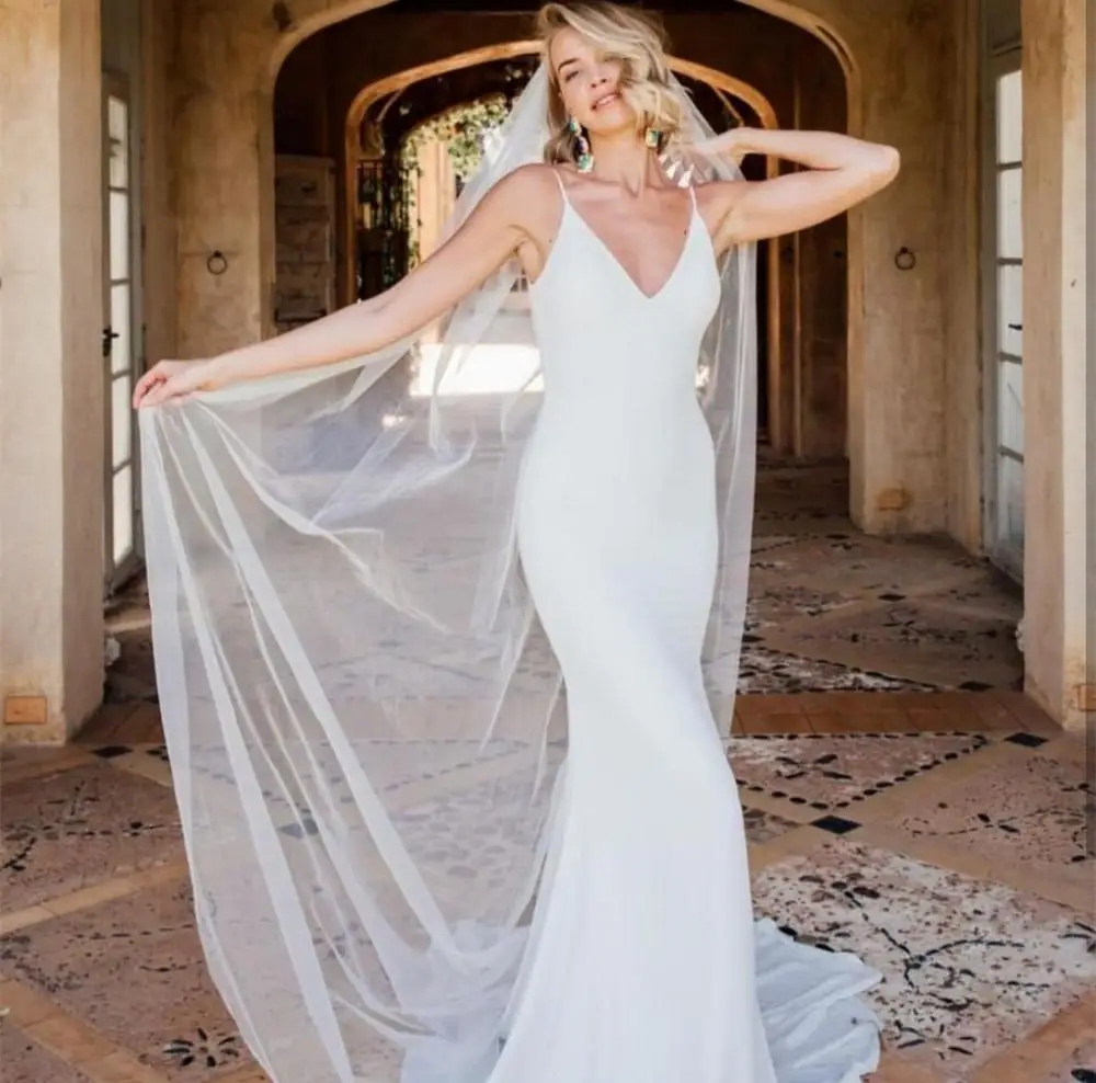 

Wedding Dress 2020 Simple For Women Brides Spaghetti Strap V-Neck Floor Length Mermaid Sleeveless Satin With Cape White Ivory