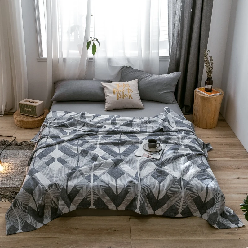 

New Arrival Summer Cotton Air-conditioning Quilt Soft Breathable Blanket Thin Stripe Plaid Comforter Washed Bed Cover Kids