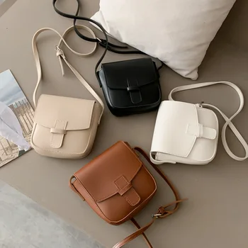 

Spring 2020 new bag female Korean version of the retro college style solid color wild casual shoulder messenger small square bag