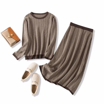 

CBAFU vintage striped knitted 2 piece set women pullovers cashmere wool sweater knit skirt suit spring autumn long skirts F909