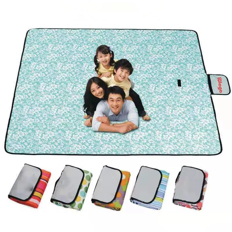 

2*2M Foldable Camping Mat Waterproof Beach Blanket Plaid Camping Mattress Baby Climb Outdoor Sleeping Camping Picnic Blanket