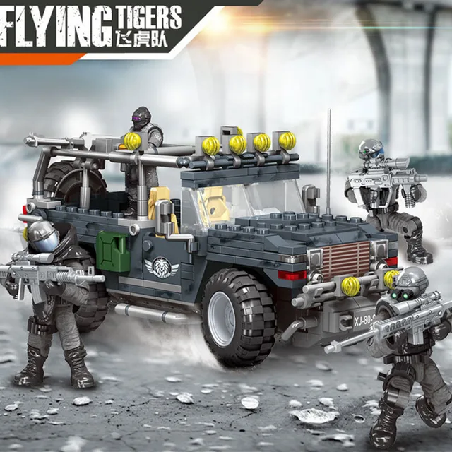World War 2 Humvee WW2 Soldiers Armored Vehicle Military City Police SWAT Army Building Blocks Bricks Enlightenment Kids Toys 4