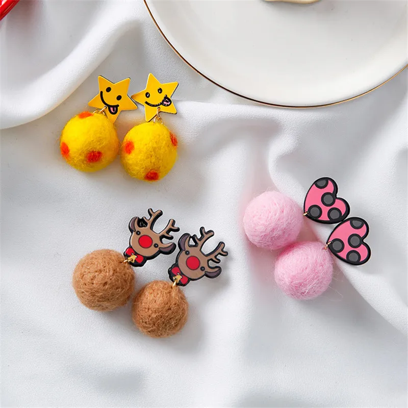 

Felt Plush Ball Cartoon Christmas Elk Cute Autumn Fall Winter 2019 Women Girl Stud Earrings Korean Japan Fashion Jewelry-MSE