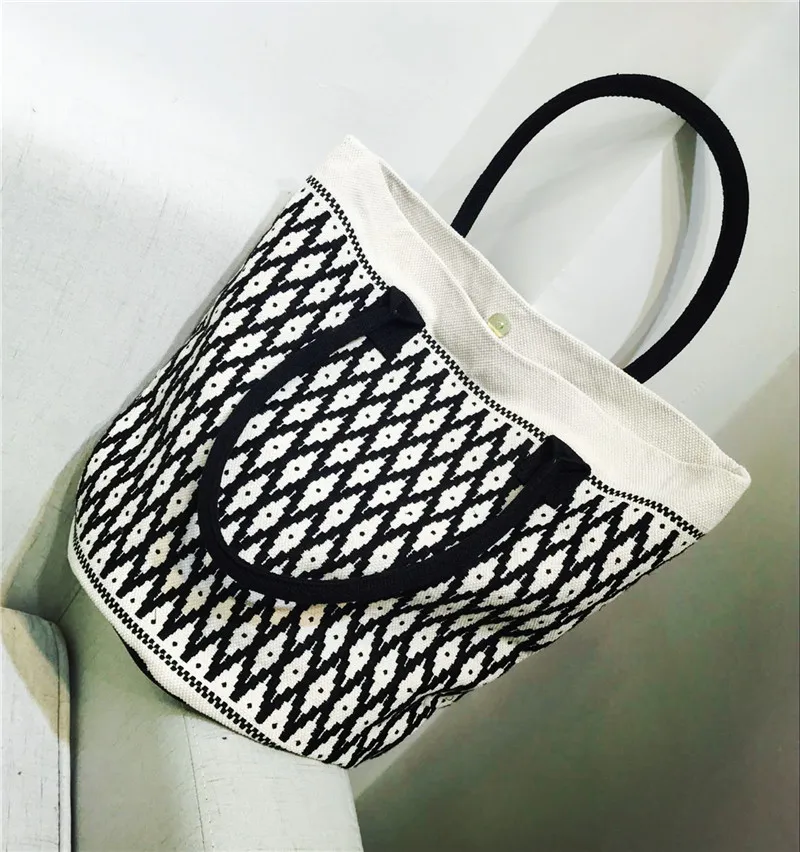 

2020 New Spanish Designer Bucket Canvas Casual Shopping Bag Ladies Tote Bag Fishnet Pattern Shoulder Portable Big Bag