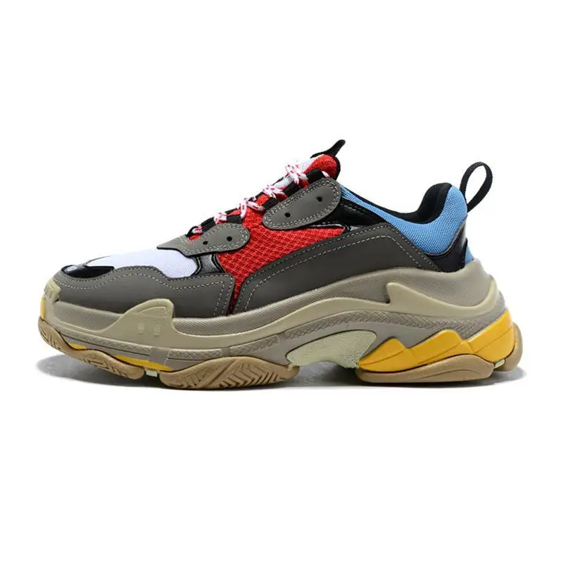 Fashion Designer Paris 17FW Triple S Sneakers for Men Women Black Red White Green Casual Dad Shoes