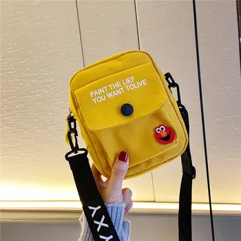 

Korean version of ins canvas messenger bag female bag new 2020 net red with the same student small fresh wild shoulder bag