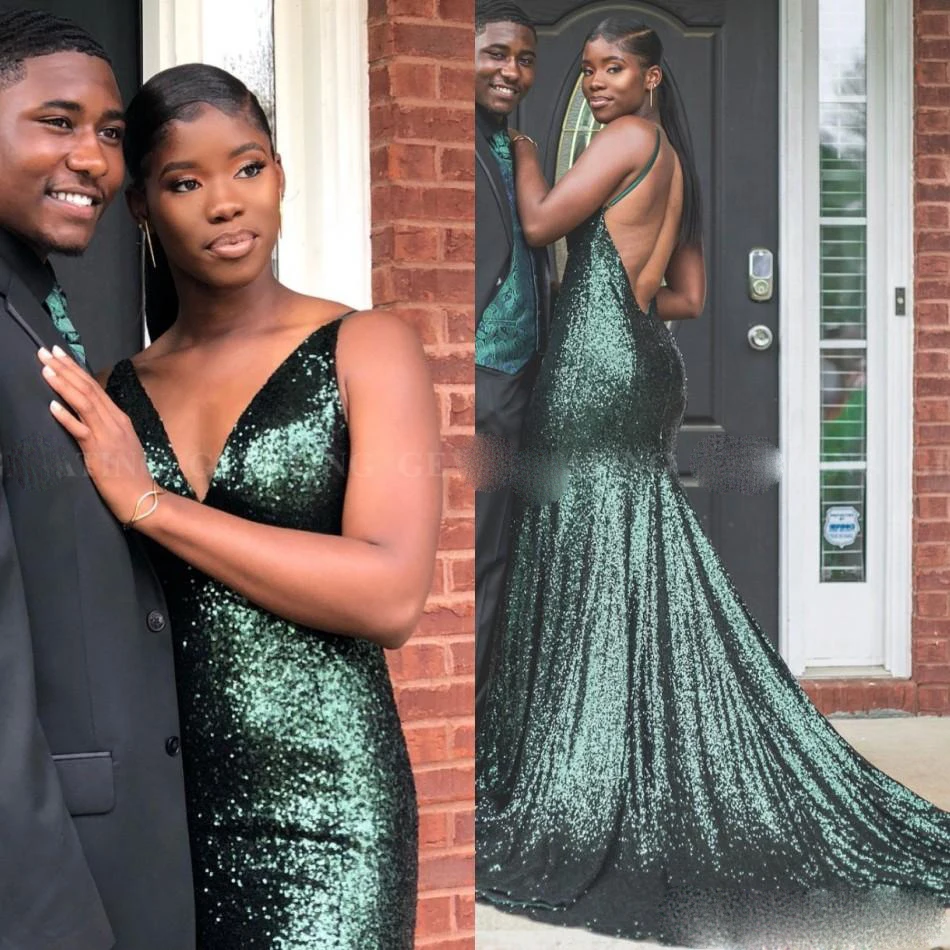 

V-Neck Backless Mermaid Emerald Green Prom Dresses with Straps Court Train Sparkly Sequined African Plus Size Evening Gowns