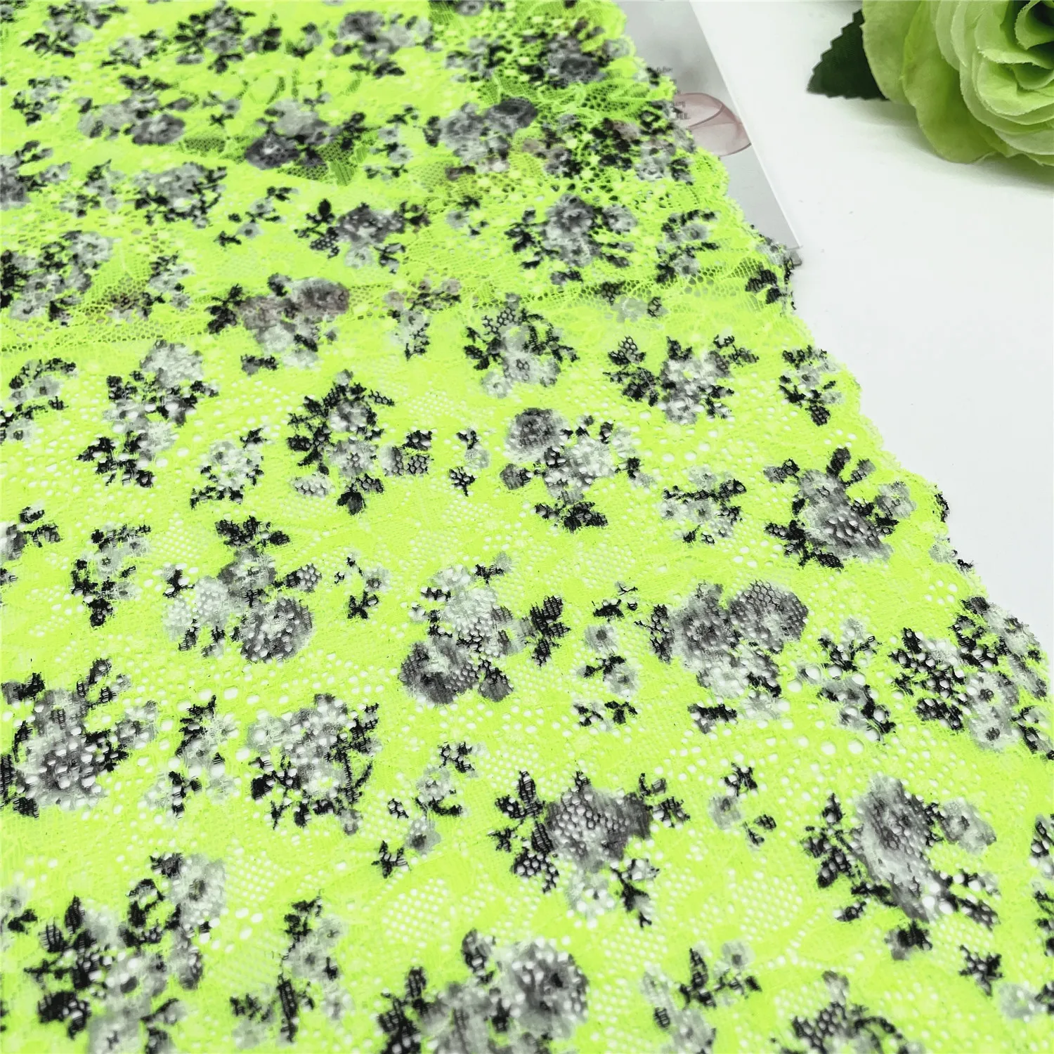 3y/lot Width 7 1/2 inch (19cm) Green Black Grey Stretch Lace Trim 3