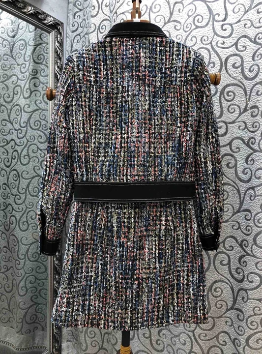 Early Autumn New Female Leader's Coloured Turn-collar Fabric Knitted Long Sleeve Top+ Short Pants Suit 831
