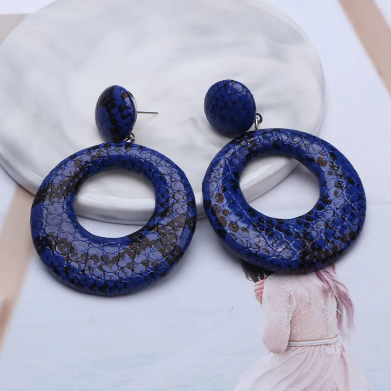 9 Colors Vintage Round Drop Earrings for Women Large Geometric Statement Earrings Snake Skin Pendant Earrings Fashion Jewelry - Окраска металла: Blue