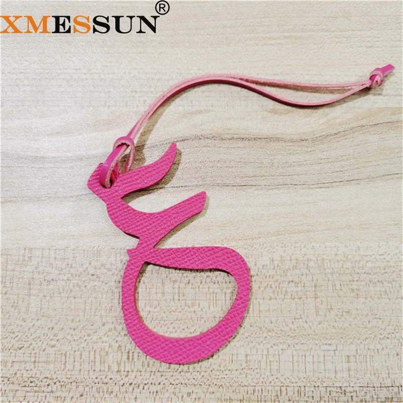 Wholesale Luxury Genuine Natural Leather Character Alphabet Arabic Letter P Keychain Backpack Pendant Ladies Women Bag Charm
