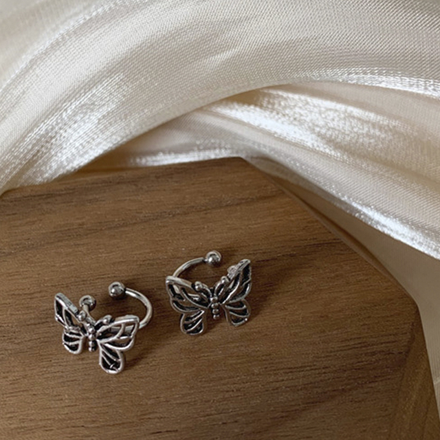 Fashion Vintage Metal Hollow Butterfly Ear Clips For Women Girls Cute No Piercing Fake Cartilage Ear Jewelry