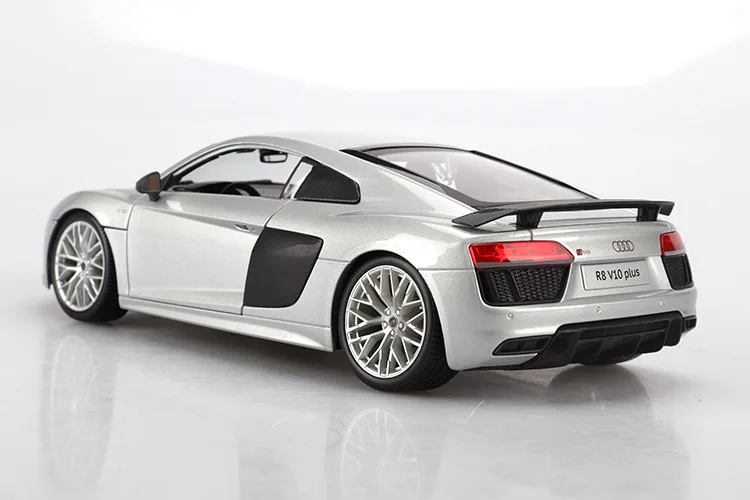 Maisto Audi R8 V10 плюс брелок для автомобильных ключей, модель 1: 18 модель оригинальные, фабричные, по цене производителя, модель автомобиля коллекция подарков