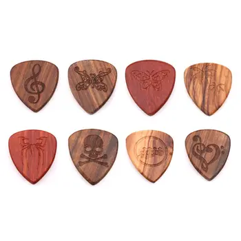 

Wood Acoustic Guitar Pick Plectrum Hearted Shape Picks for Bass Parts G99D