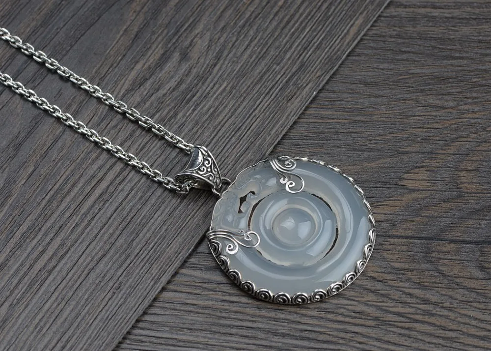 9988097393_1920852753