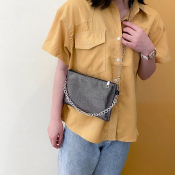 

Women Shiny Shoulder Bag Ladies Chain Crossbody Evening Clutch Leather Handbags for Outdoor Shopping Travel Decoration