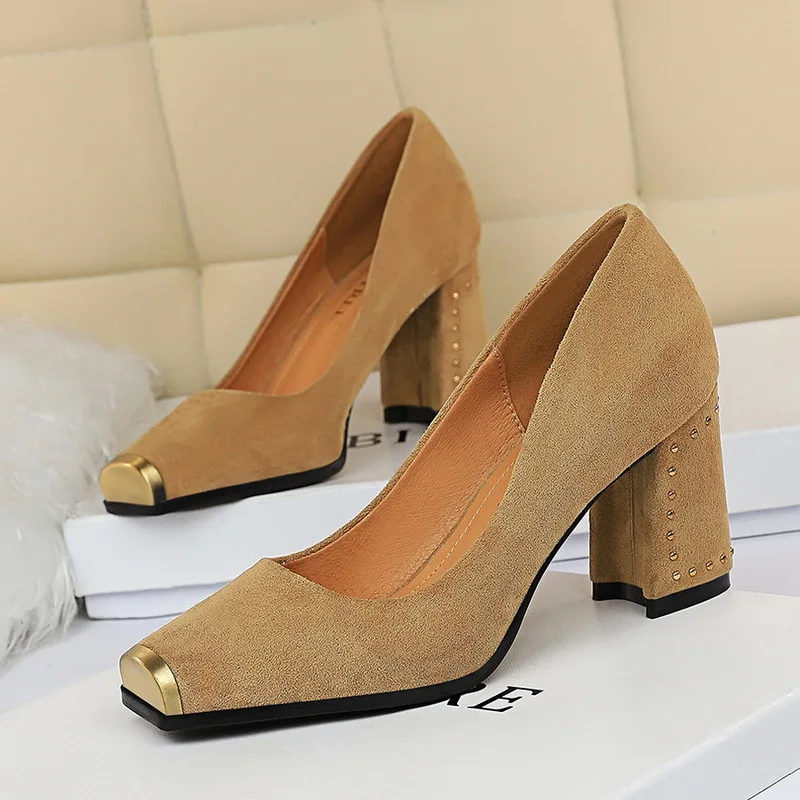 

Spring New Women's Shoes Ladies Thick Heel High Heel Metal Toe Fashion High Heels Sexy Simple Elegant Pumps Single Shoes U18-96