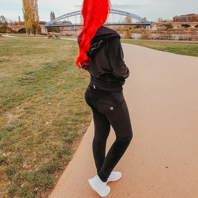 Shascullfites Melody-Leggings de tiro medio para mujer, mallas rojas de  entrenamiento, mallas para correr, pantalones ajustados de levantamiento de  trasero, ropa femenina - AliExpress