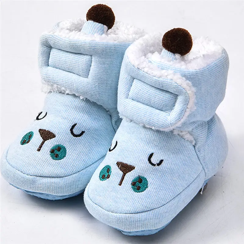 Зимние теплые хлопковые мягкие Меховые ботинки для новорожденных; Милые Зимние ботиночки с героями мультфильмов для мальчиков и девочек; обувь для малышей 0-18 месяцев - Цвет: Синий