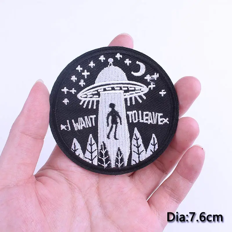 22 Toppe Ricamate Termoadesive A Tema Spazio - Pianeti, UFO E Astronavi - Per Abbigliamento, Zaini E Jeans