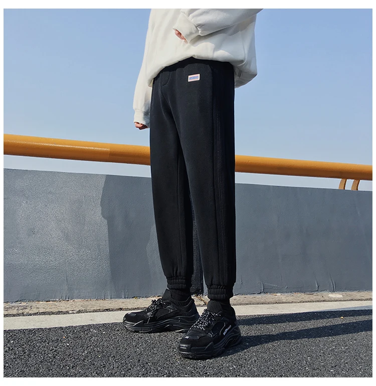 New Spring And Autumn Plus Velvet Solid Color Casual Pants Loose Pants Men's Sweatpants Black / Brown M-2XL