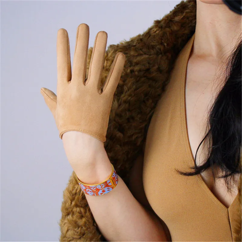 Gloves