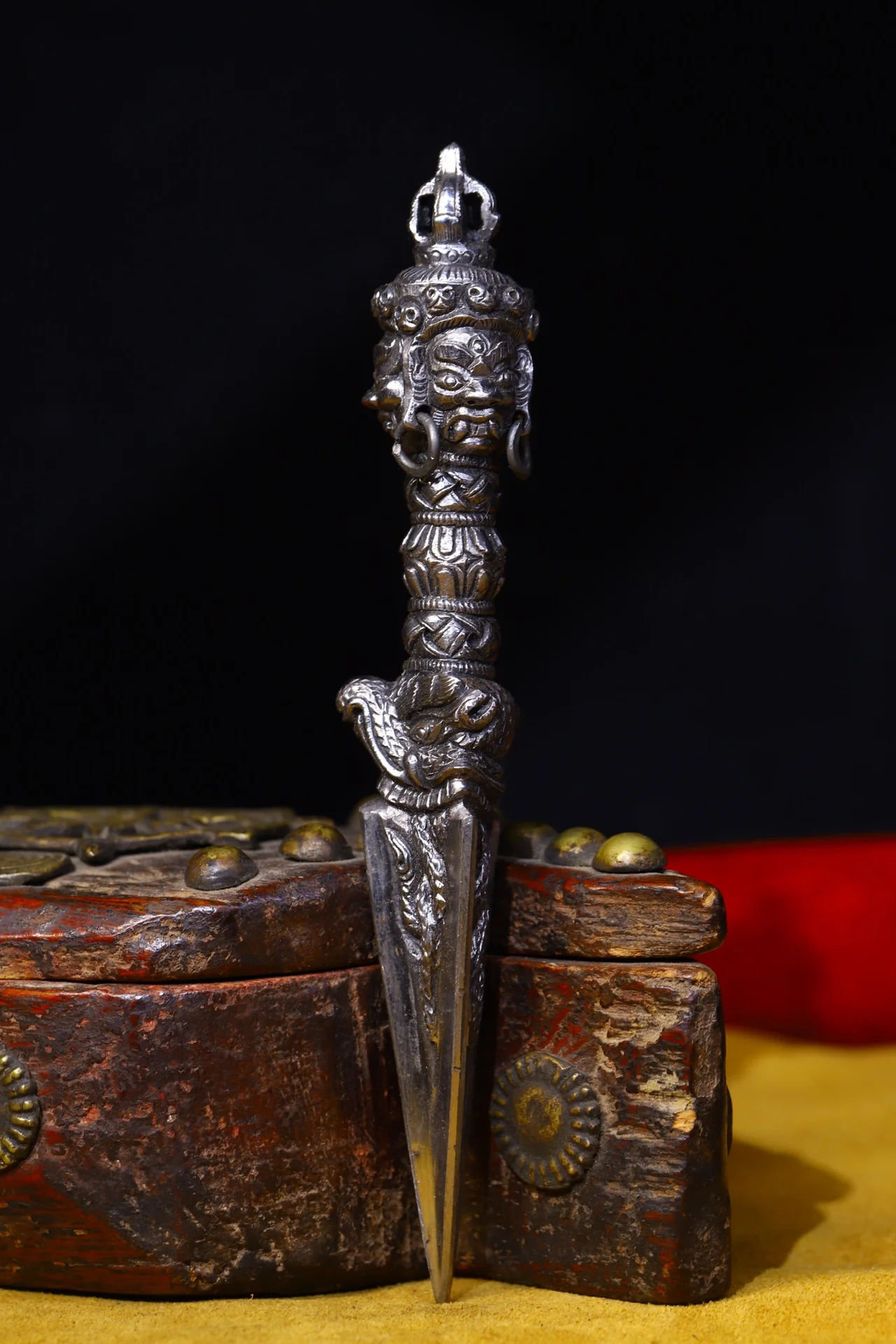 

6"Tibet Temple Collection Old Tiantie Cinnabar Mahakala Head Skull Dorje Vajra Phurba Amulet Dharma Town house Exorcism