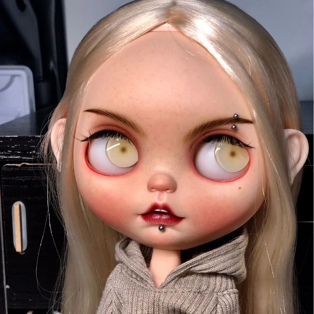 neo Blyth Doll NBL 1/6 BJD Customized Frosted Face big eyes cool girl makeup Ball Jointed with Silver hair  Игрушки и | Отзывы и видеообзор