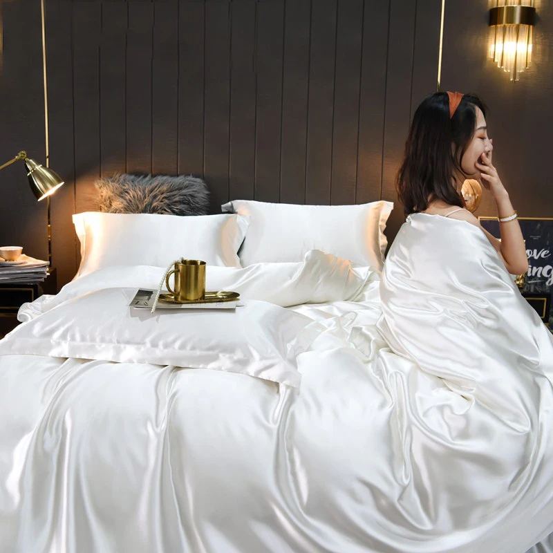 

European style 60 silk four-piece set Mulberry silk quilt cover Silk bed sheet Pillowcase Ice silk bed sheet bedspread bedding