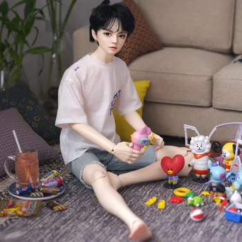 

The suit Jaeii is different. Juvenile 3-point male uncle bjd sd doll trend humanoid doll