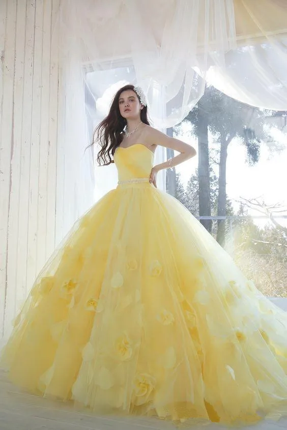 Платье принцессы бальные платья желтое Vestidos De Quinceanera милое 15 лет платье без бретелек Цветочные платья для выпускного вечера размера плюс