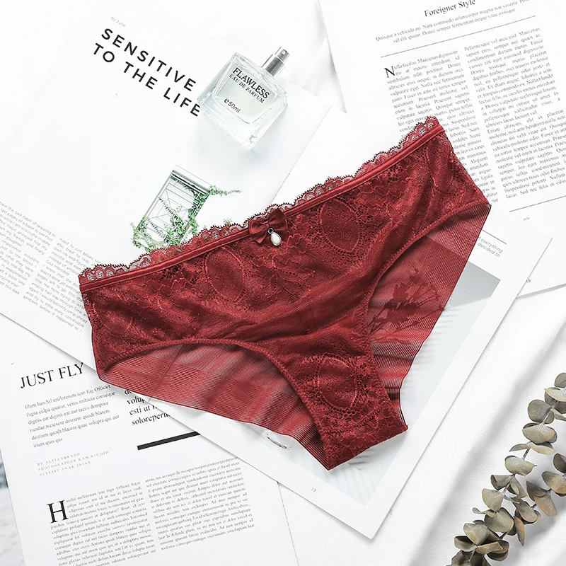 Женские кружевные трусики Lilymoda 3 шт. бесшовные с цветочным рисунком и стразами