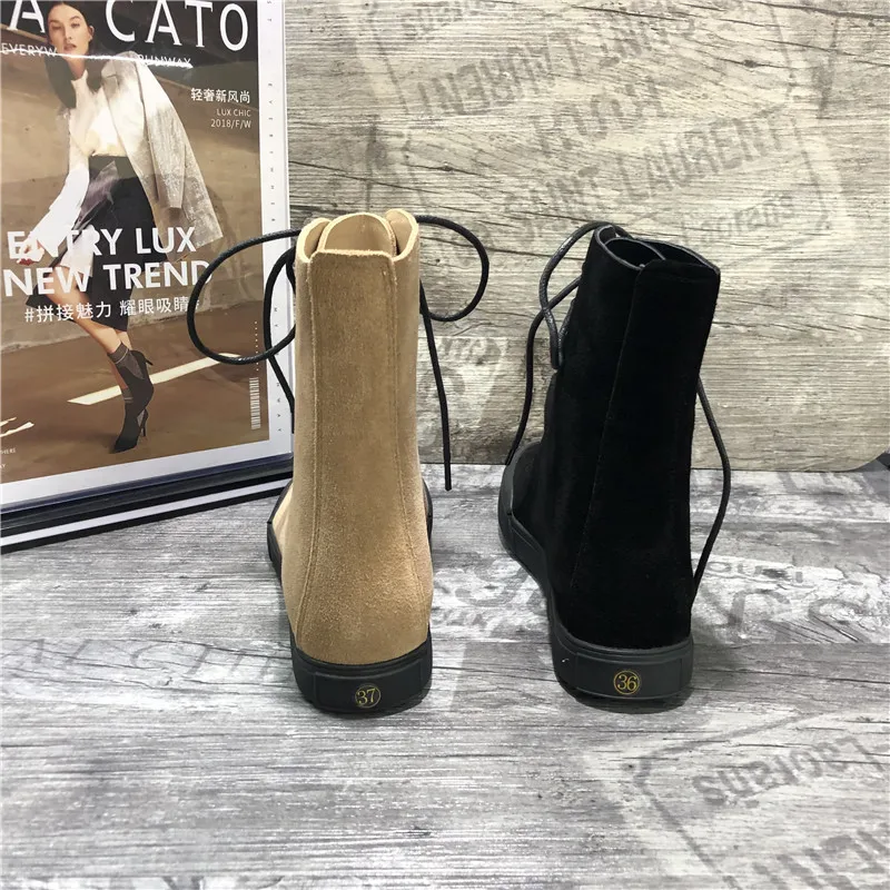 Женская обувь на плоской подошве; женские ботинки из нубука; Botines Mujer; коллекция года; женская обувь с круглым носком; chaussures femme; с заклепками; scarpe donna