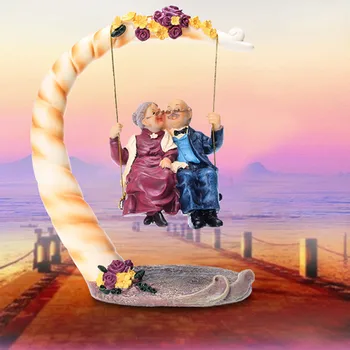 

Husband Wife Statue Couples Figure Swing Figurines Resin Home Decor Golden Wedding Decoration Anniversary Gifts R2826