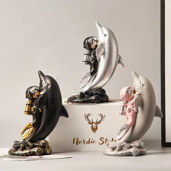 

Little Animals Desk Decoration Character Figurines Children's toys Home Decoration Statue Resin Moderne Room Diver And His
