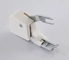 

Multi-function synchronization feeding quilting presser foot R1000L without guide bar