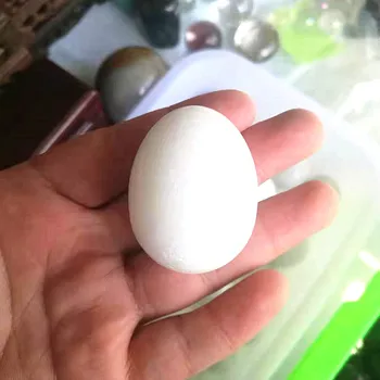 

White marble egg gemstones natural stones and minerals quartz crystals reiki living room decoration hogar moderno good luck