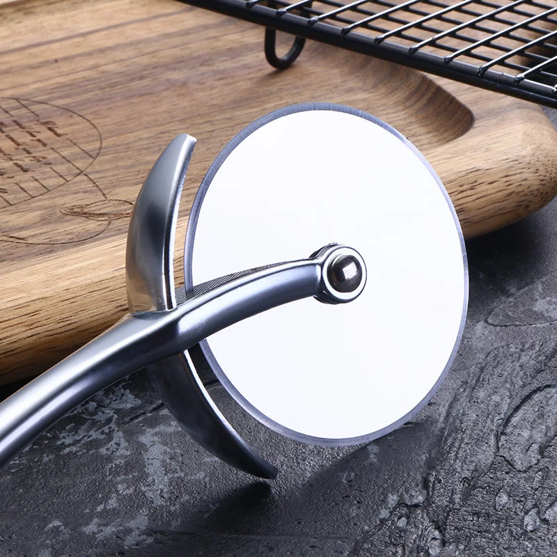 Pizza Cutter Stainless Steel Pizza Knife Cake Bread Pies Round Knife Cutter Tool Wheels Cooking Tool