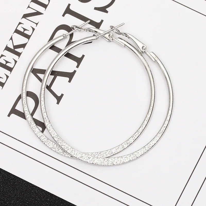 Новые жемчужные серьги-кольца для женщин, большие жемчужные круглые серьги-кольца, модное Европейское Ювелирное Украшение для ночного клуба - Окраска металла: e944yin