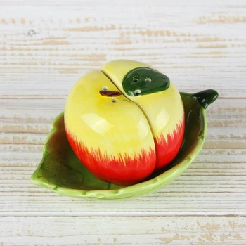 

Set for spices "Bulk apple", 2 pcs: salt and pepper shaker, on a stand