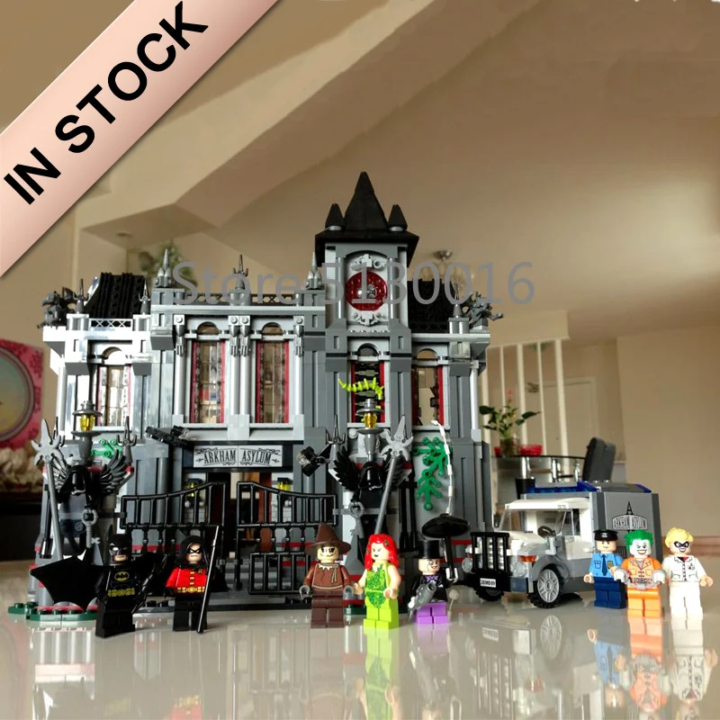 

In stock 07044 Batman Movie The Batman Asylum Breakout 559Pcs Building Blocks Compatible with 10937 Bricks DC Christmas Gifts