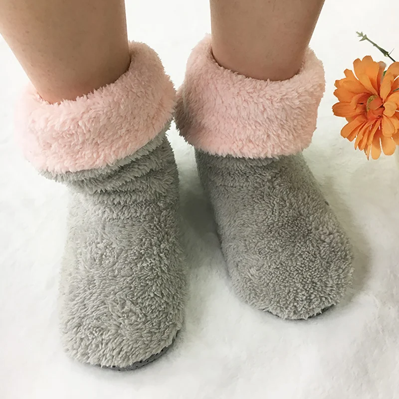 Pink Модные мягкие зимние тапочки; женские замшевые плюшевые Нескользящие домашние тапочки; женские повседневные теплые тапочки смешанных цветов - Цвет: Pink